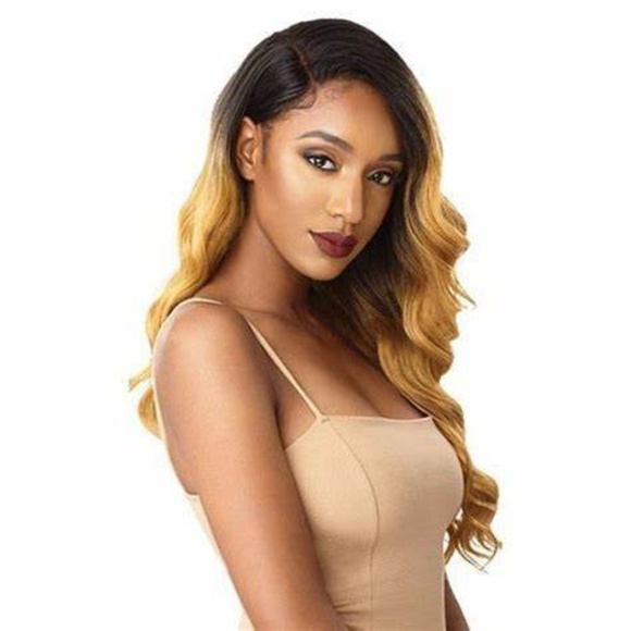 wigs - Picture 1 of 1